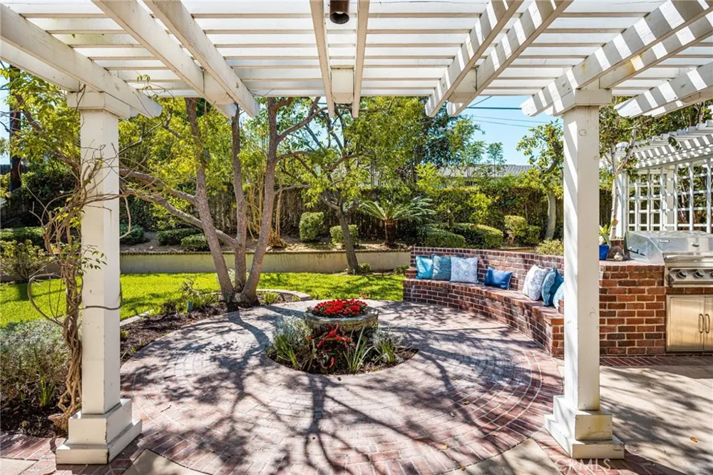5121 Santa Fe Street Yorba Linda, CA 92886