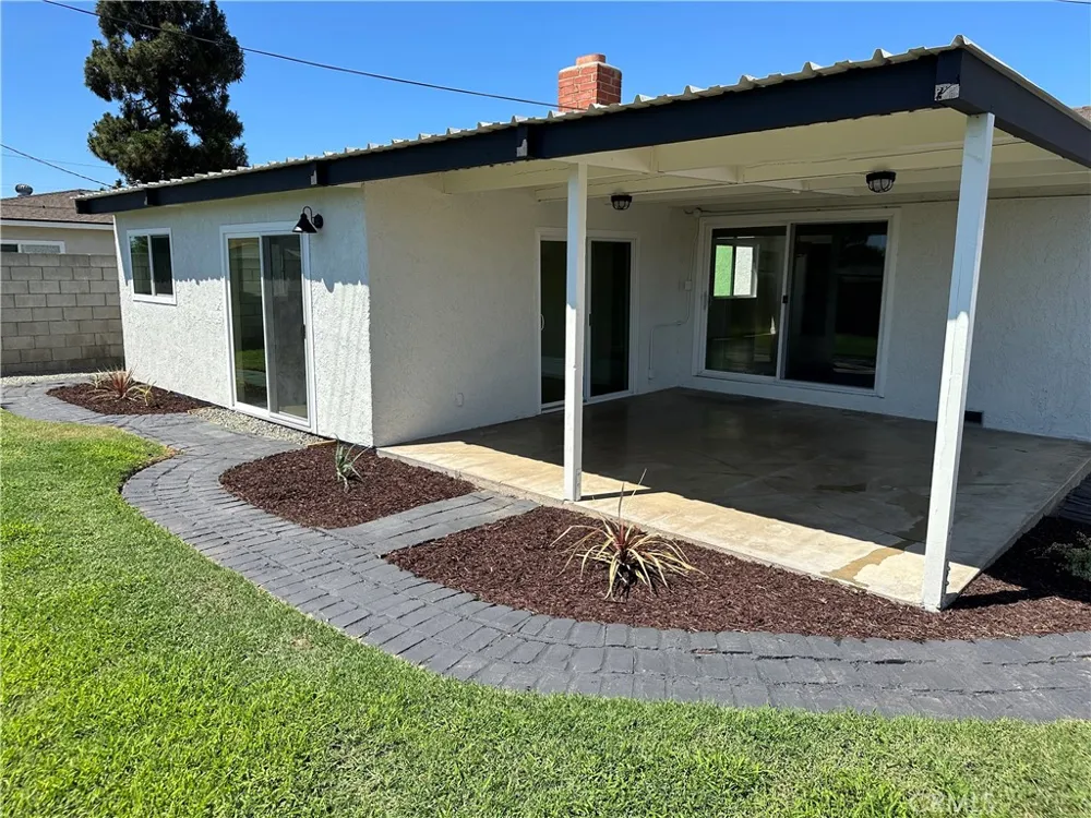 3538 E Almond Orange, CA 92869