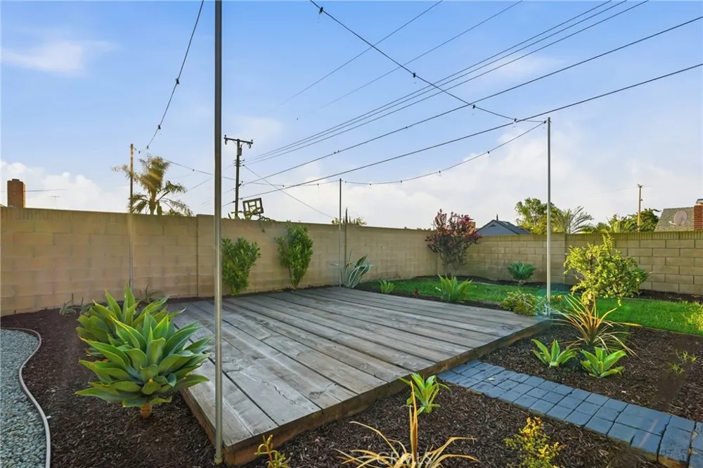 3538 E Almond Orange, CA 92869