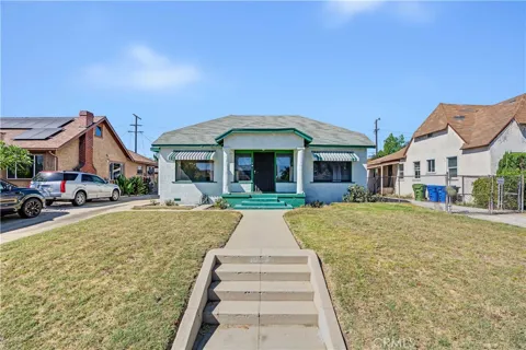 1023 W 73rd
