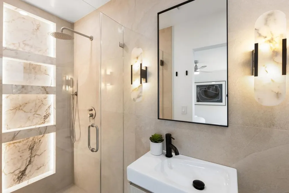 5912 La Jolla Blvd La Jolla, CA 92037
