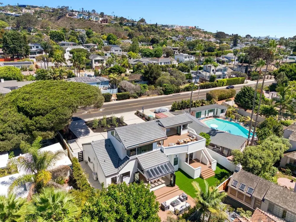 5912 La Jolla Blvd La Jolla, CA 92037