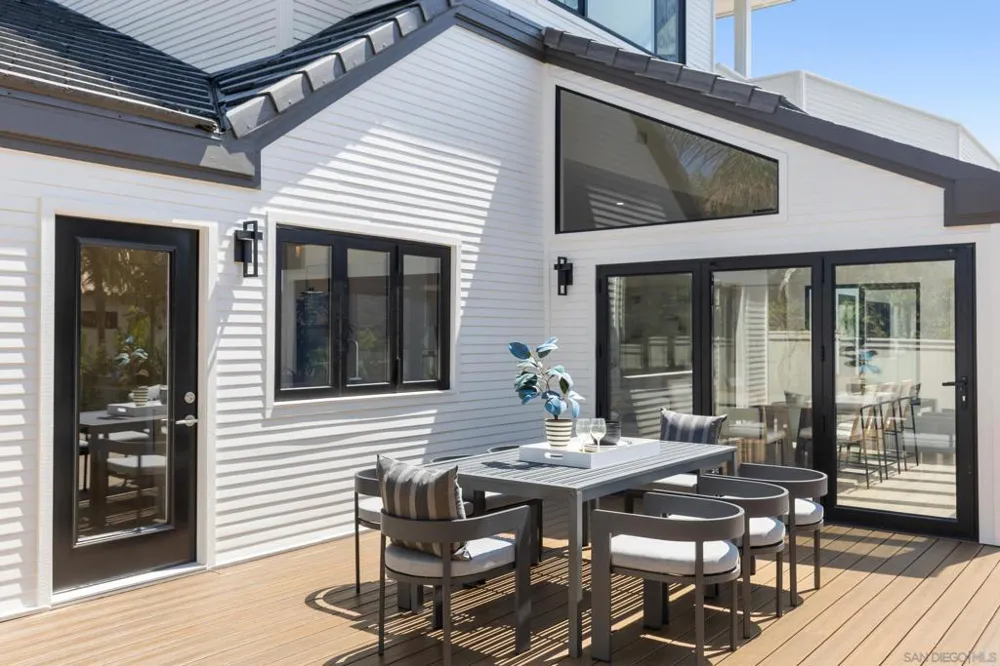 5912 La Jolla Blvd La Jolla, CA 92037