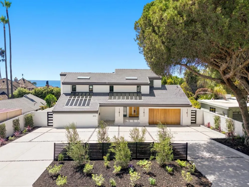 5912 La Jolla Blvd La Jolla, CA 92037
