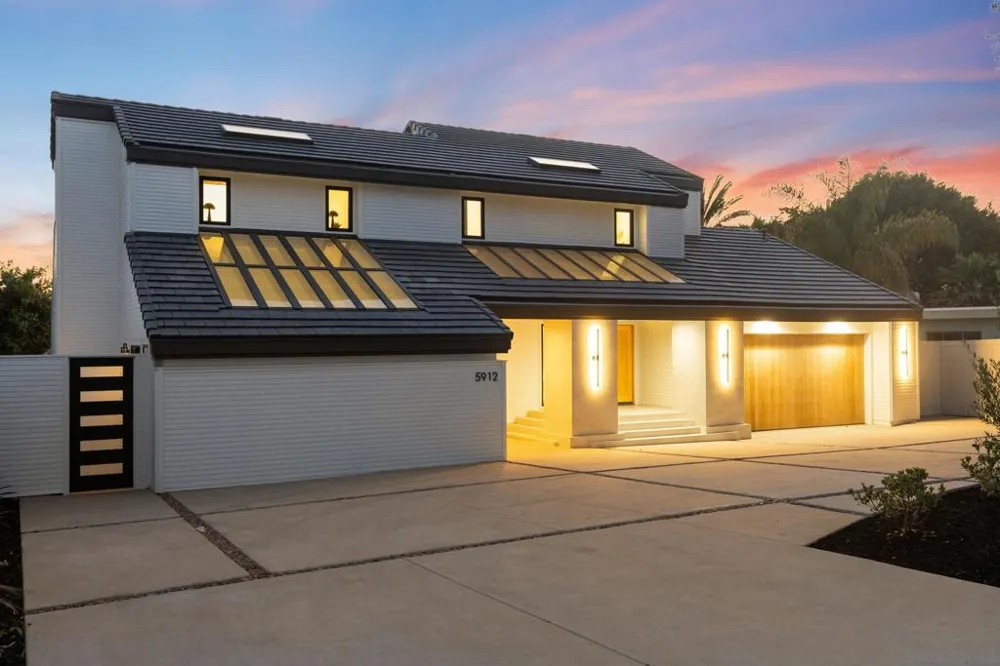 5912 La Jolla Blvd La Jolla, CA 92037