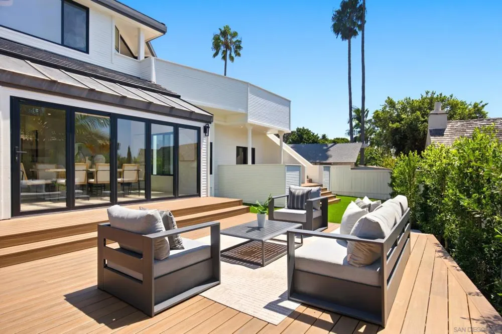 5912 La Jolla Blvd La Jolla, CA 92037
