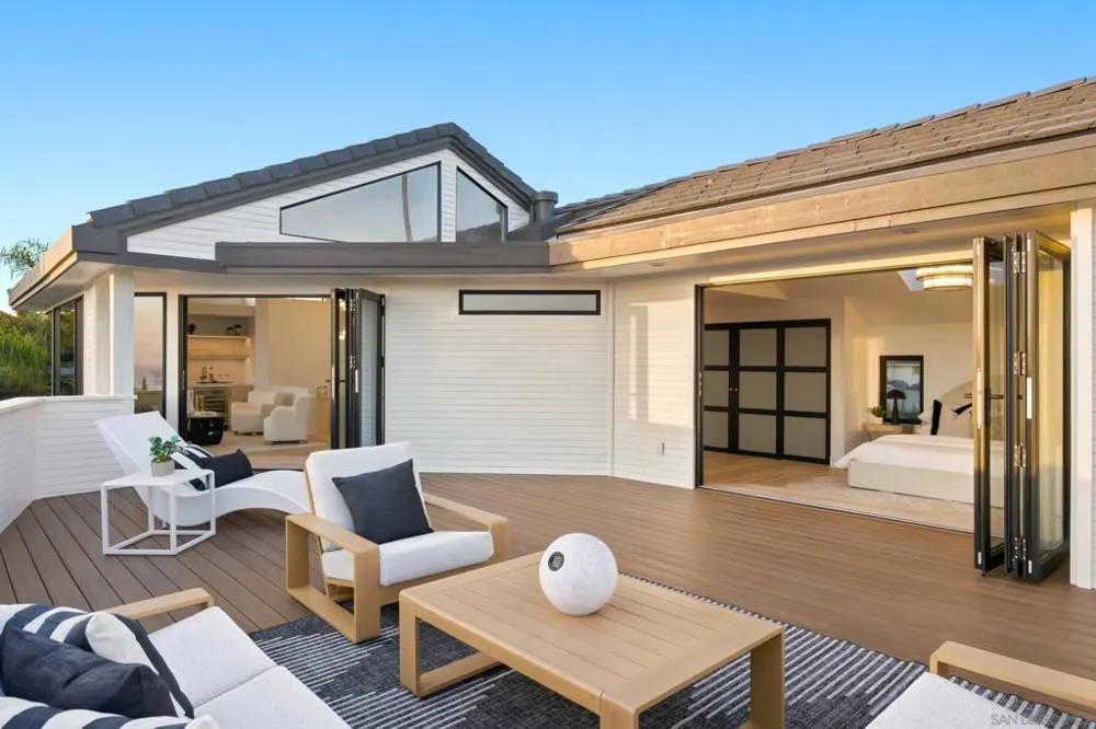 5912 La Jolla Blvd La Jolla, CA 92037