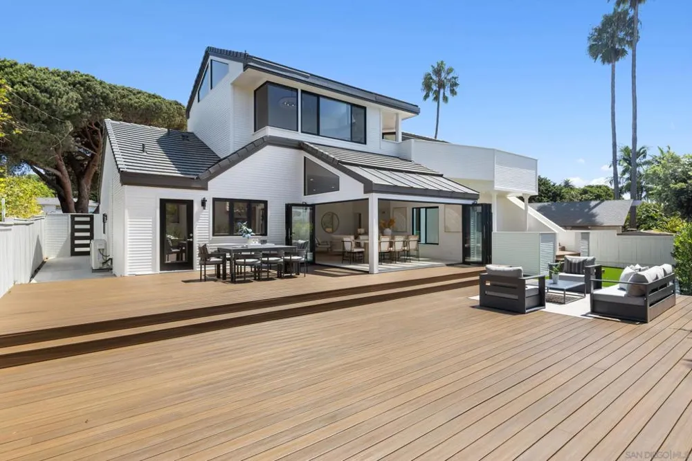 5912 La Jolla Blvd La Jolla, CA 92037