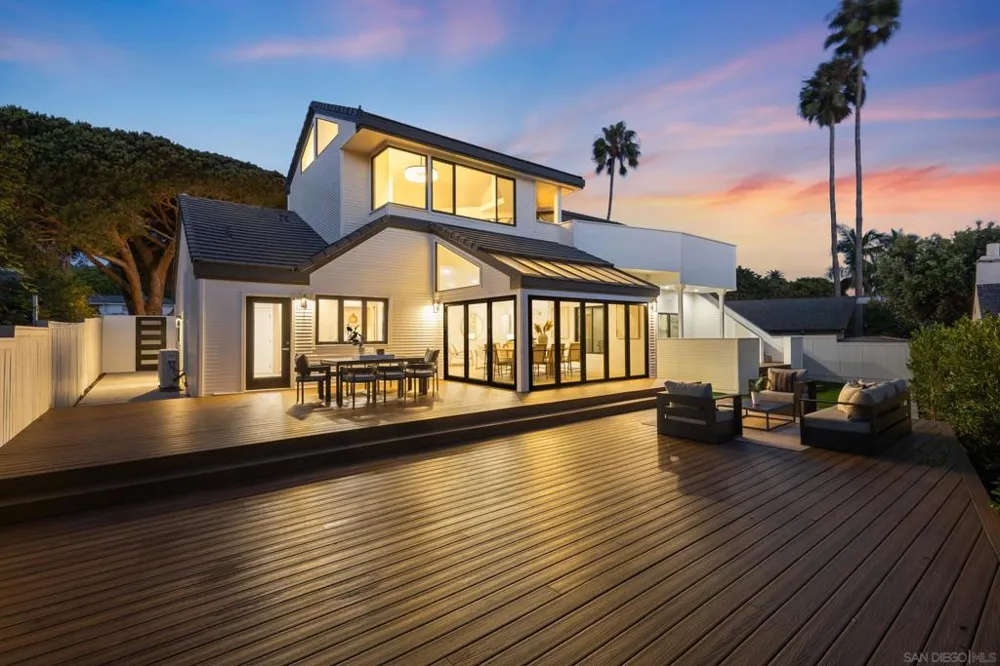 5912 La Jolla Blvd La Jolla, CA 92037