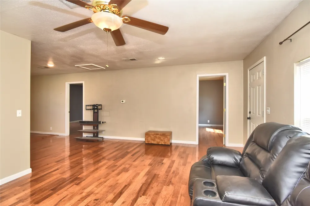 41343 State Hwy 51 Coweta, OK 74429