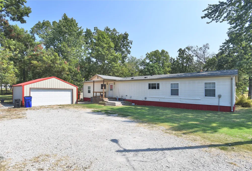 41343 State Hwy 51 Coweta, OK 74429