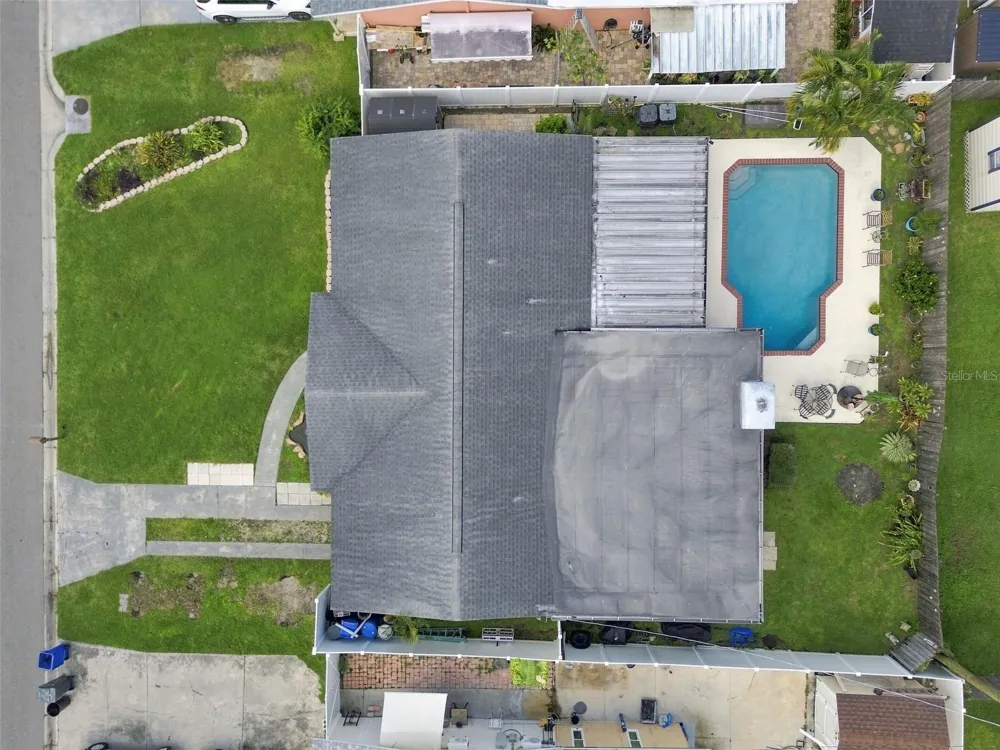 2609 AUBURN AVENUE W Tampa, FL 33614