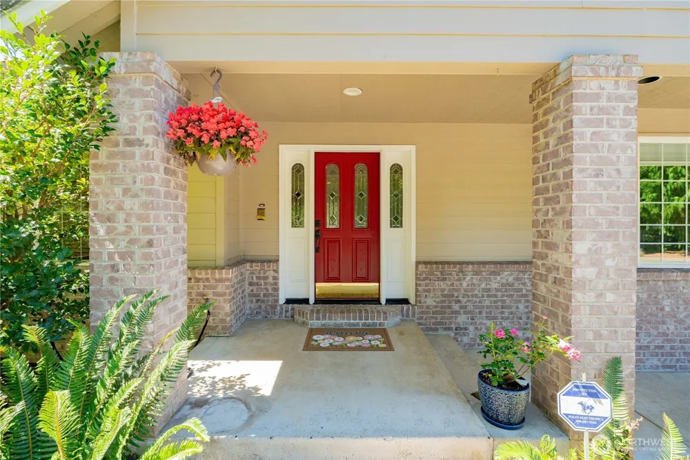 10800 NW 13th Place Salmon Creek, WA 98685