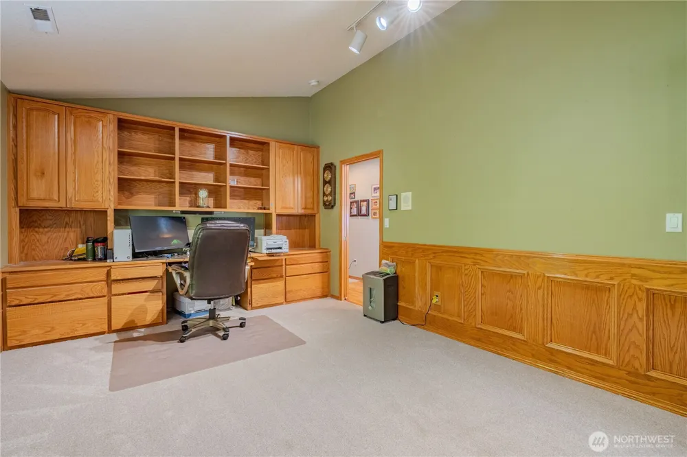 10800 NW 13th Place Salmon Creek, WA 98685