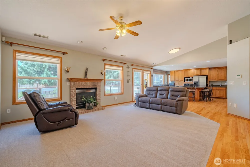 10800 NW 13th Place Salmon Creek, WA 98685