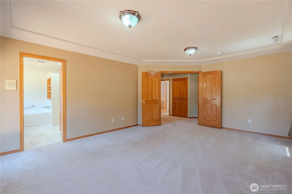 10800 NW 13th Place Salmon Creek, WA 98685