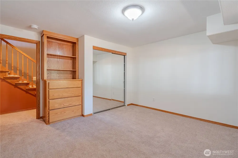 10800 NW 13th Place Salmon Creek, WA 98685
