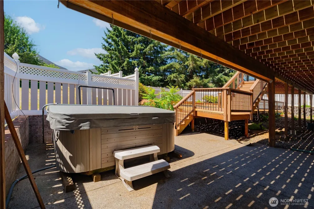 10800 NW 13th Place Salmon Creek, WA 98685