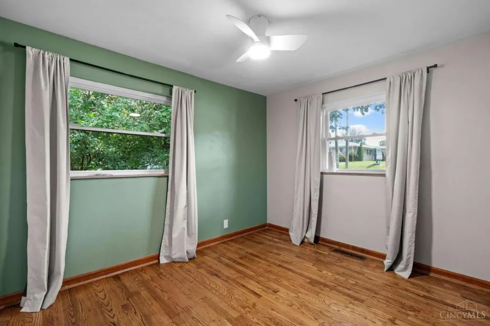 2562 Montana Avenue Cincinnati, OH 45211