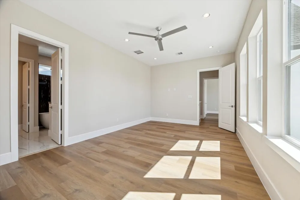 5613 Leonard Street Houston, TX 77023