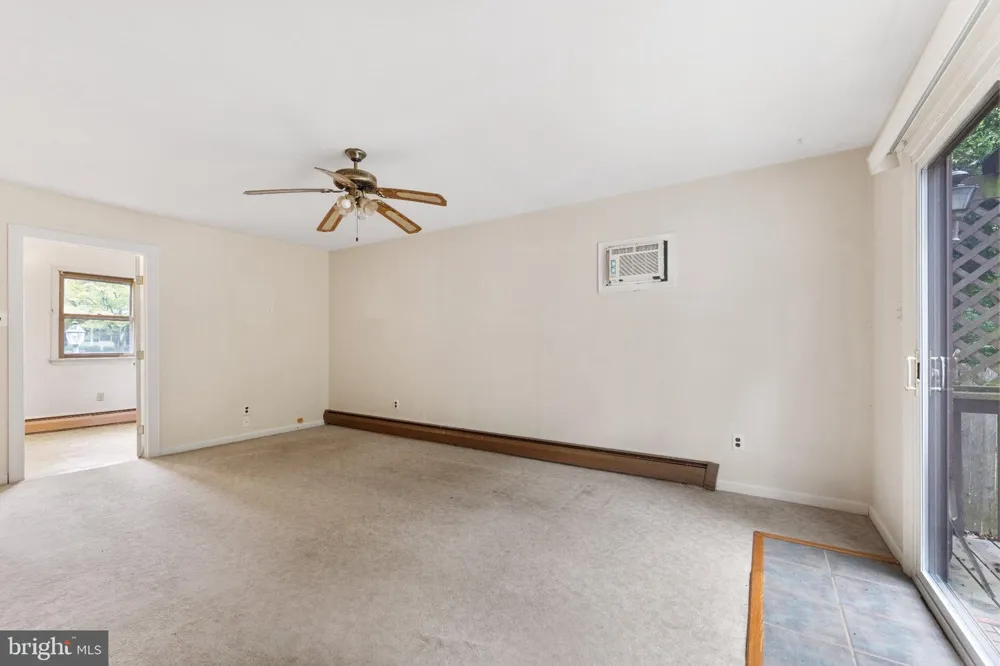 80 HIDDEN WOODS LANE Warminster, PA 18974