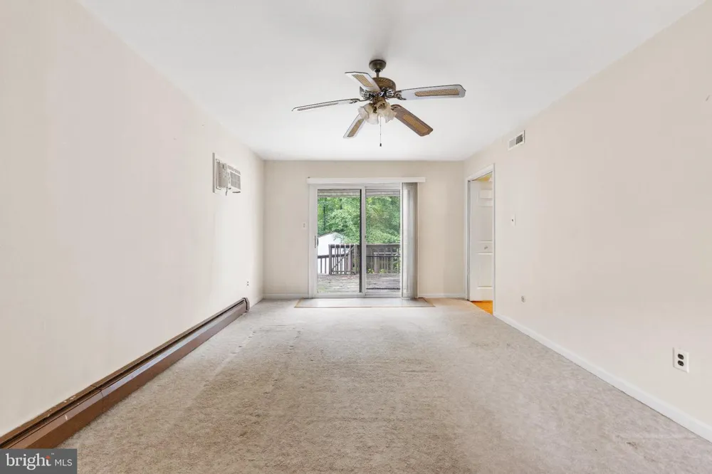80 HIDDEN WOODS LANE Warminster, PA 18974