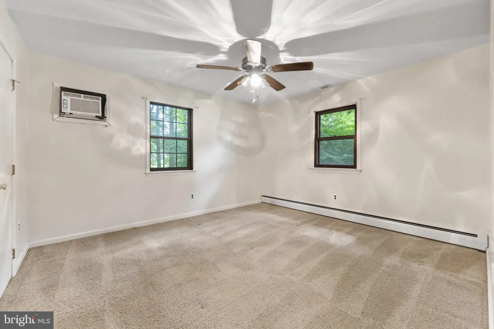 80 HIDDEN WOODS LANE Warminster, PA 18974