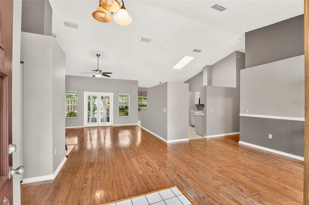 4140 NW 35TH STREET Gainesville, FL 32605