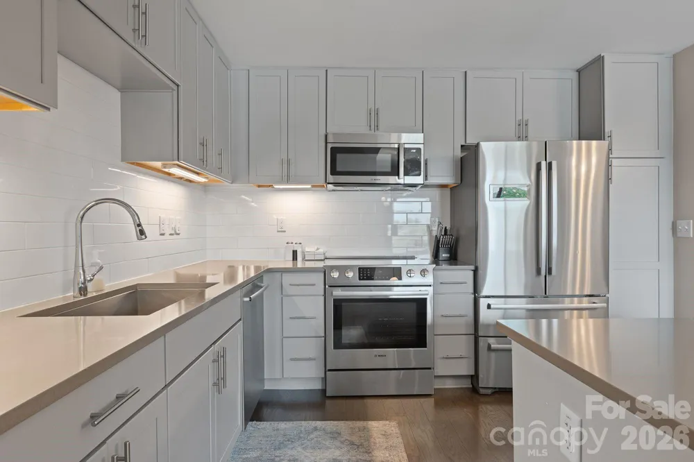 45 Asheland Avenue #405 Asheville, NC 28801