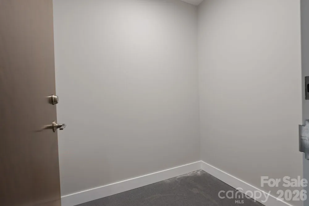 45 Asheland Avenue #405 Asheville, NC 28801