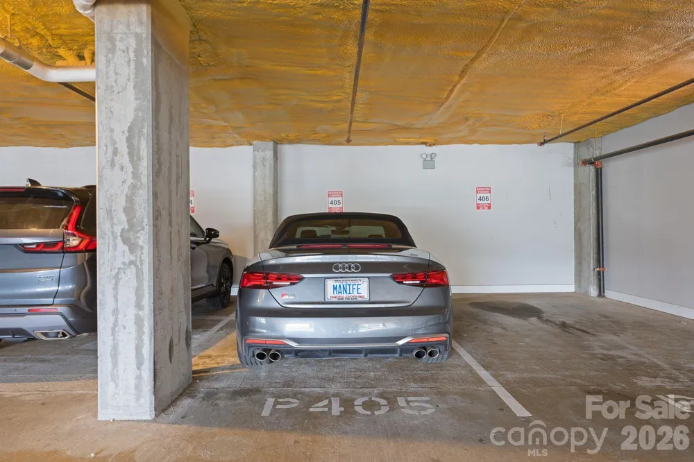 45 Asheland Avenue #405 Asheville, NC 28801