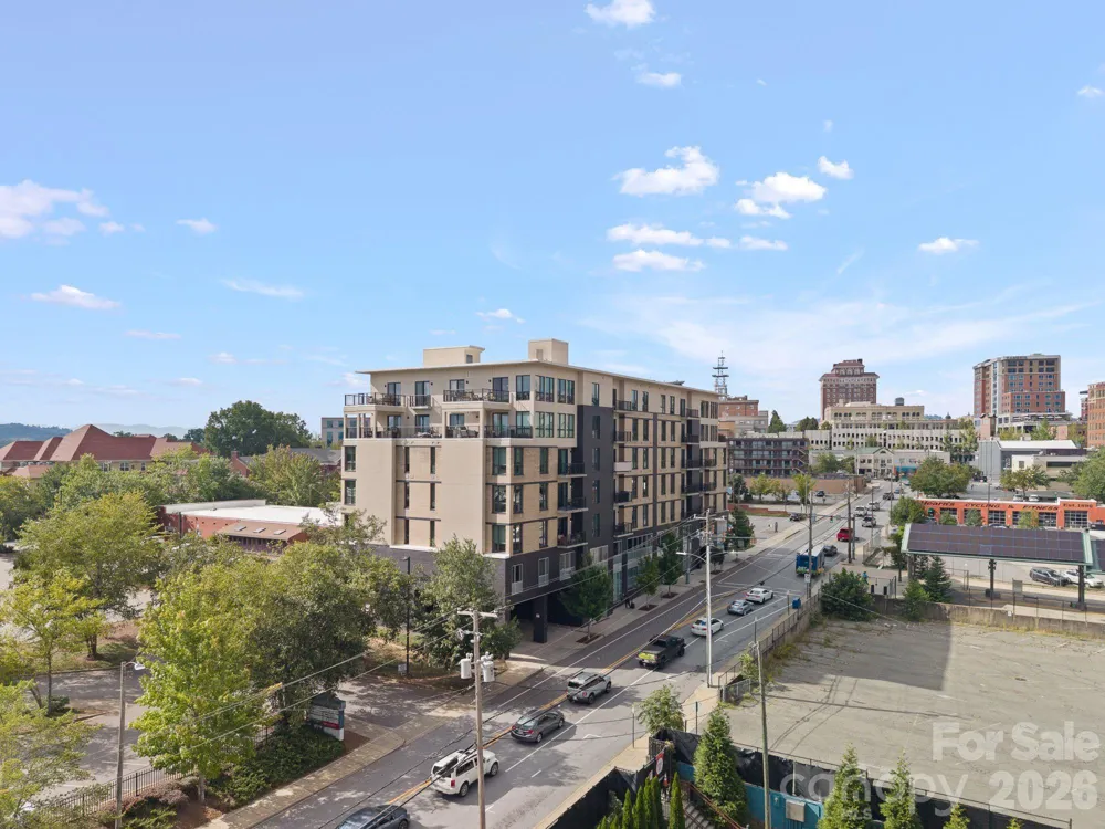 45 Asheland Avenue #405 Asheville, NC 28801