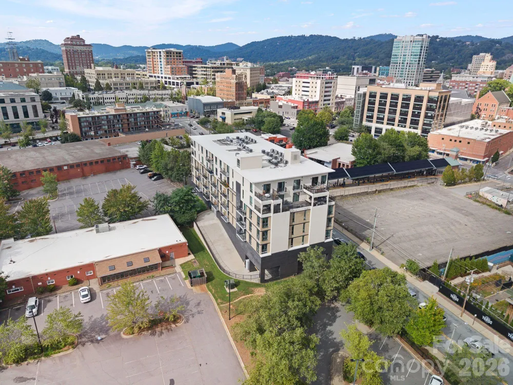 45 Asheland Avenue #405 Asheville, NC 28801