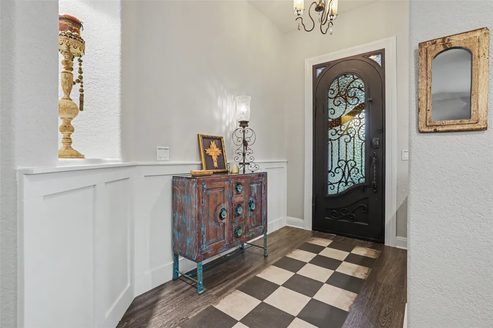 111 Brazos Drive Georgetown, TX 78628