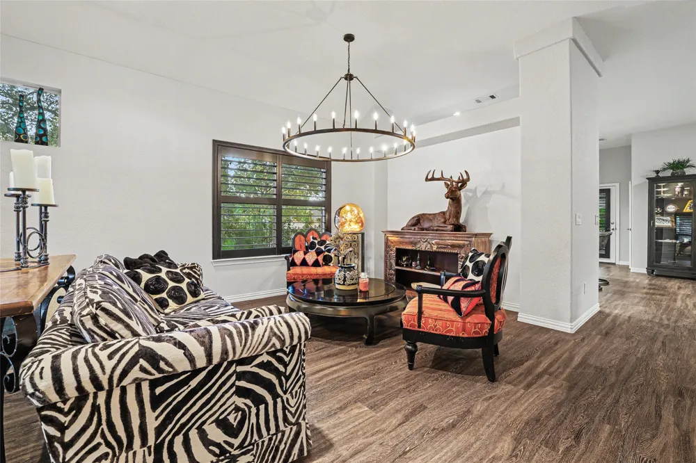 111 Brazos Drive Georgetown, TX 78628