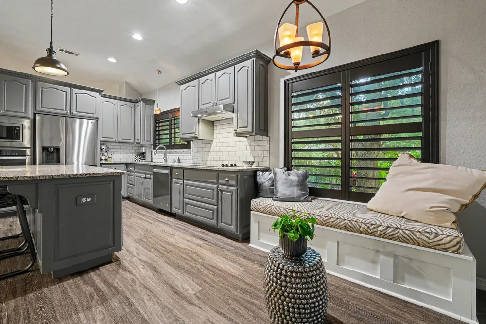 111 Brazos Drive Georgetown, TX 78628