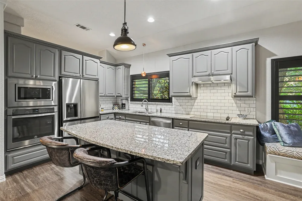 111 Brazos Drive Georgetown, TX 78628