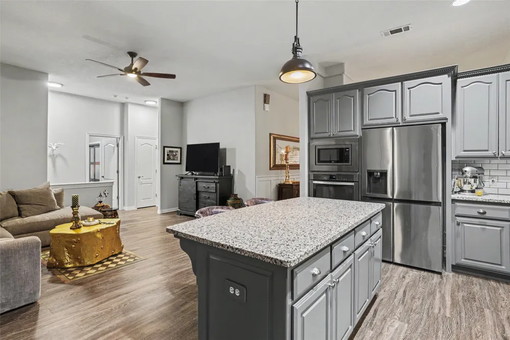 111 Brazos Drive Georgetown, TX 78628
