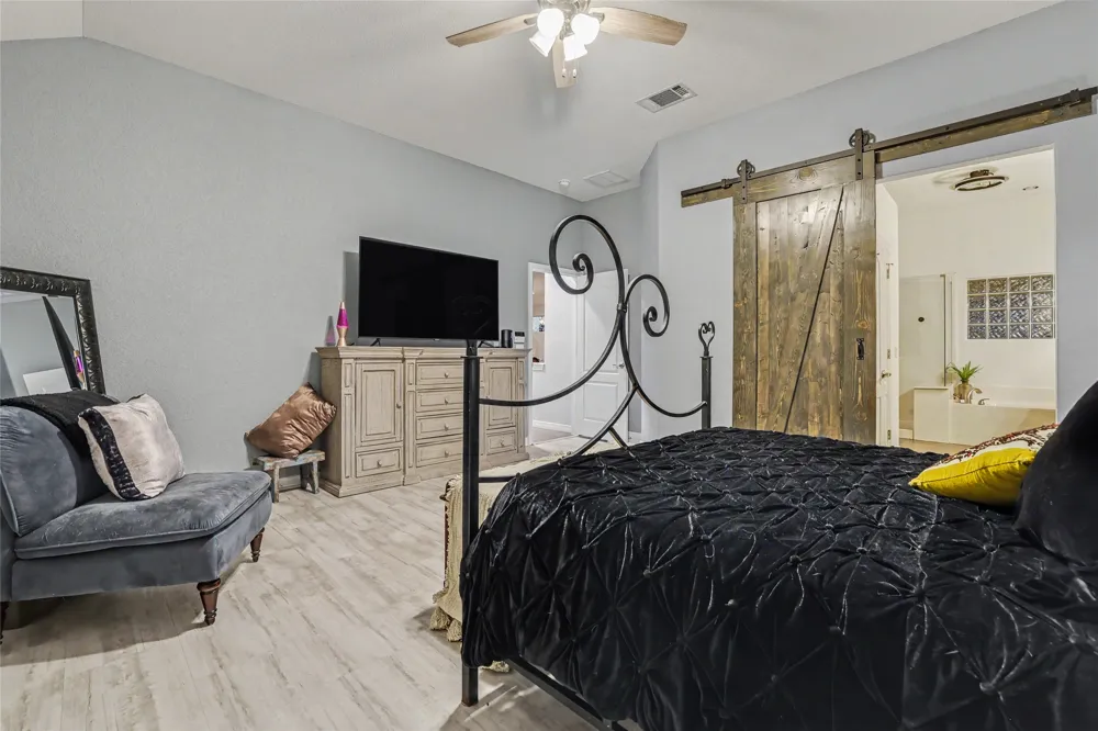 111 Brazos Drive Georgetown, TX 78628