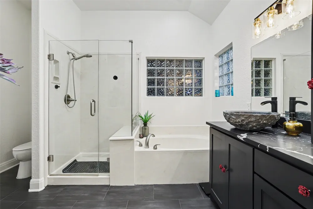 111 Brazos Drive Georgetown, TX 78628