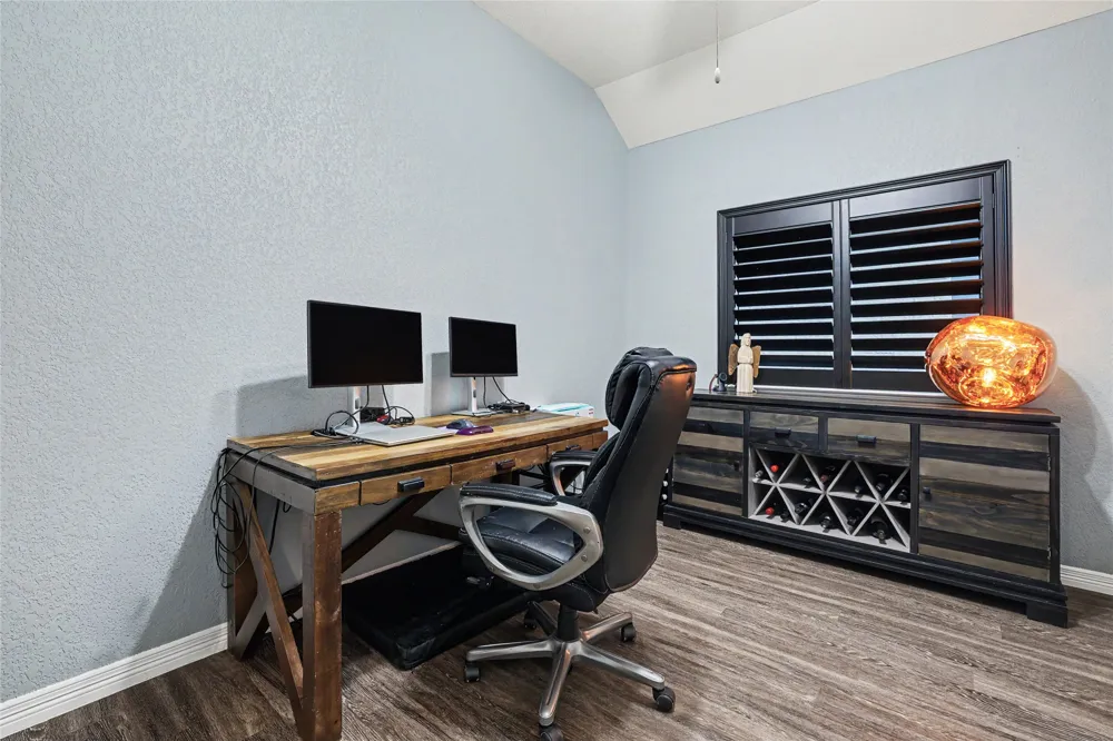 111 Brazos Drive Georgetown, TX 78628