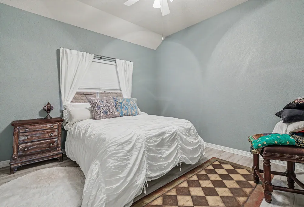111 Brazos Drive Georgetown, TX 78628