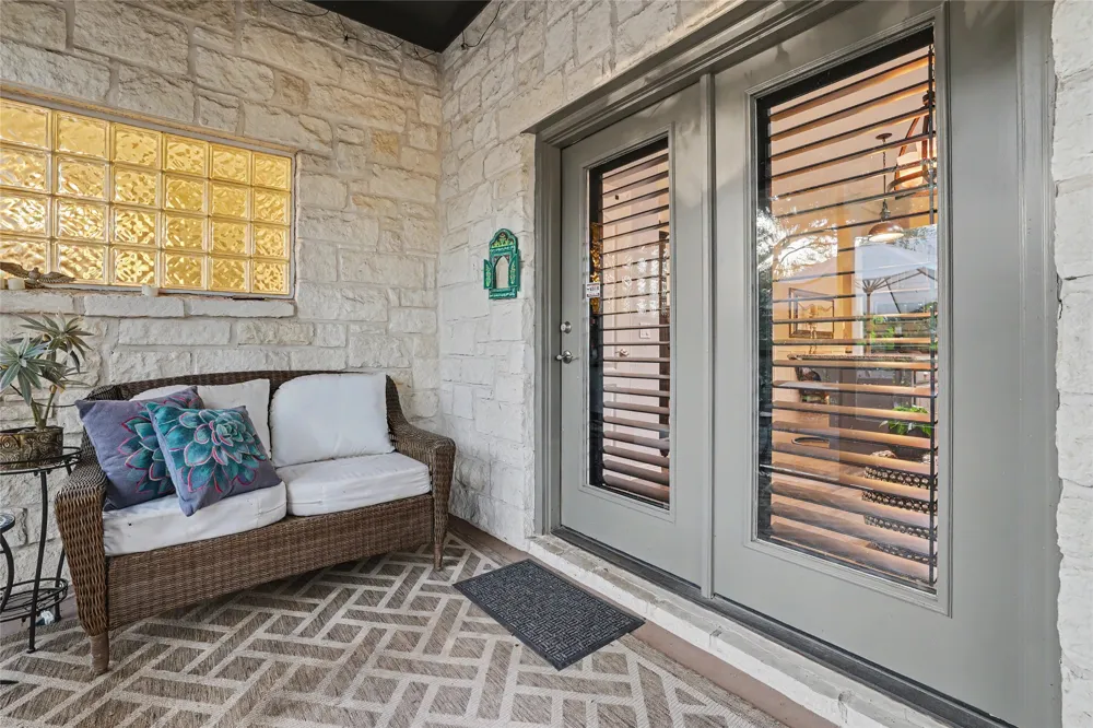 111 Brazos Drive Georgetown, TX 78628