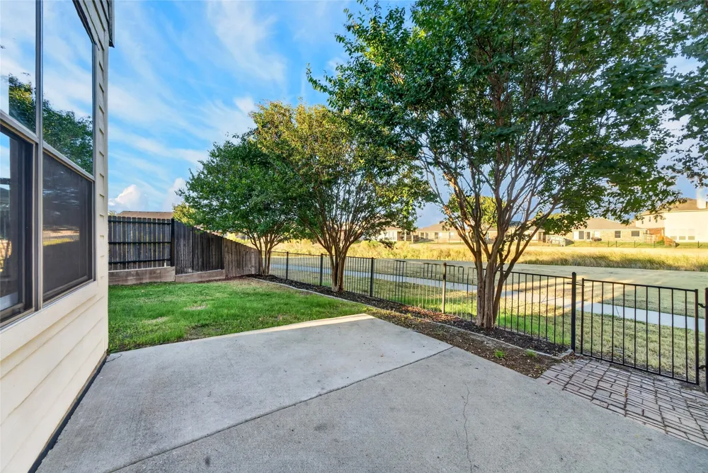 10834 Axton Court Fort Worth, TX 76052