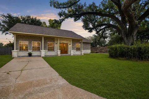 8502 Alcott Drive