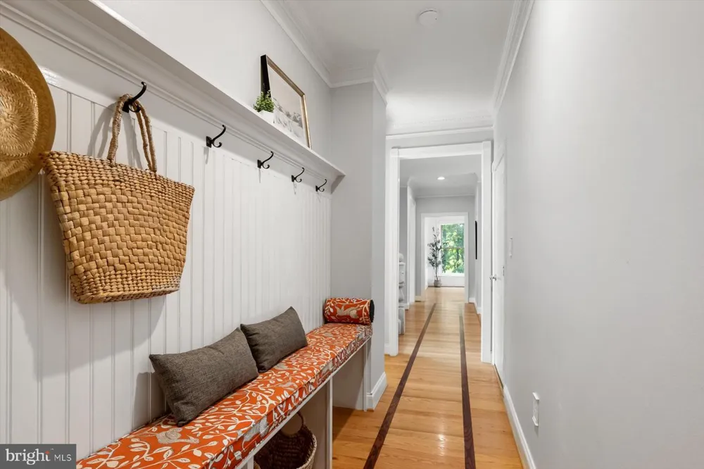 9565 BRIAR LANE Delaplane, VA 20144