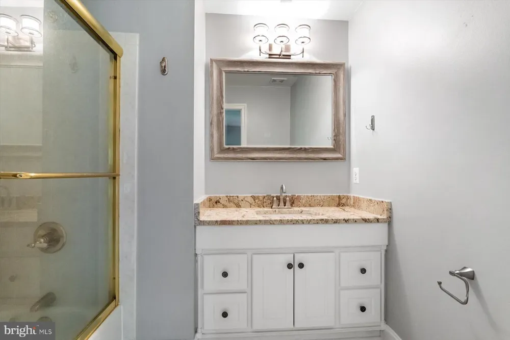 9565 BRIAR LANE Delaplane, VA 20144