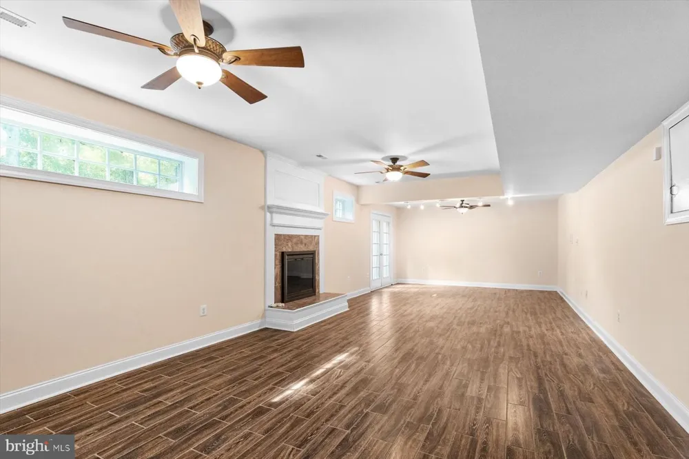 9565 BRIAR LANE Delaplane, VA 20144