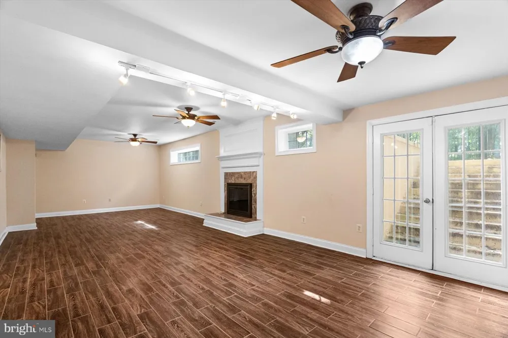 9565 BRIAR LANE Delaplane, VA 20144