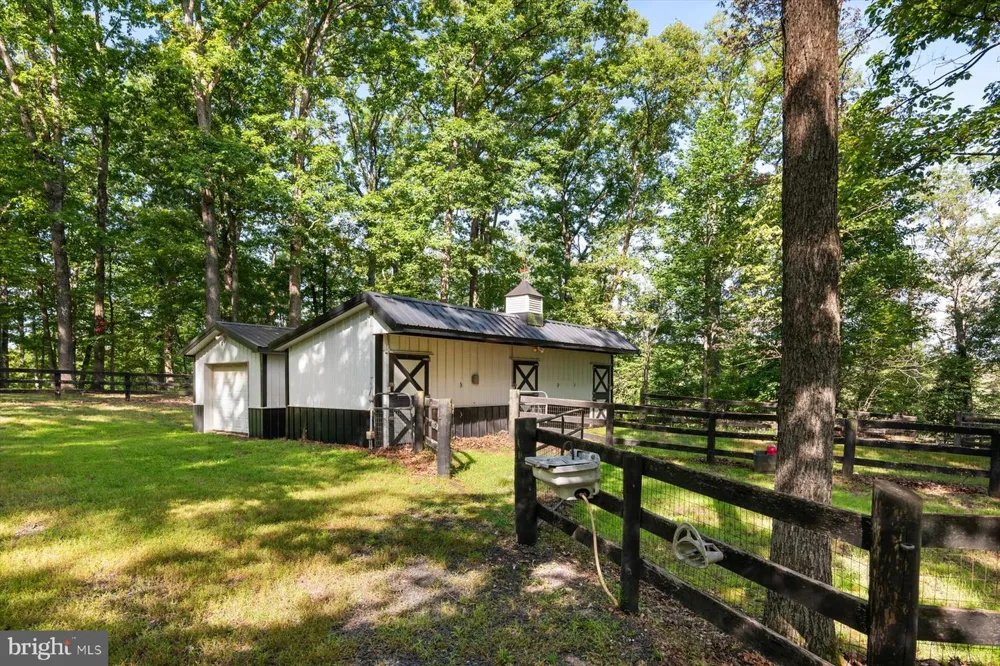 9565 BRIAR LANE Delaplane, VA 20144